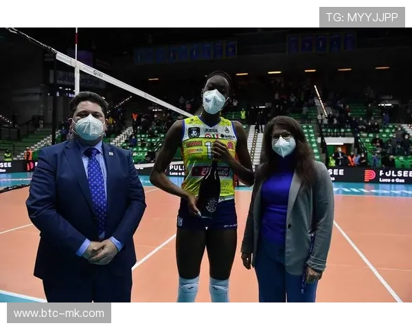 欧冠D组科内利亚诺出线在望，将战德累斯顿与罗兹建设